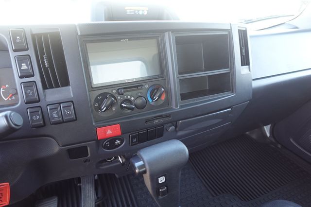 2024 Isuzu NPR HD (18ft Box w/ Lift Gate) - 22926134 - 37