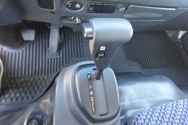 2024 Isuzu NPR HD (18ft Box w/ Lift Gate) - 22926134 - 38