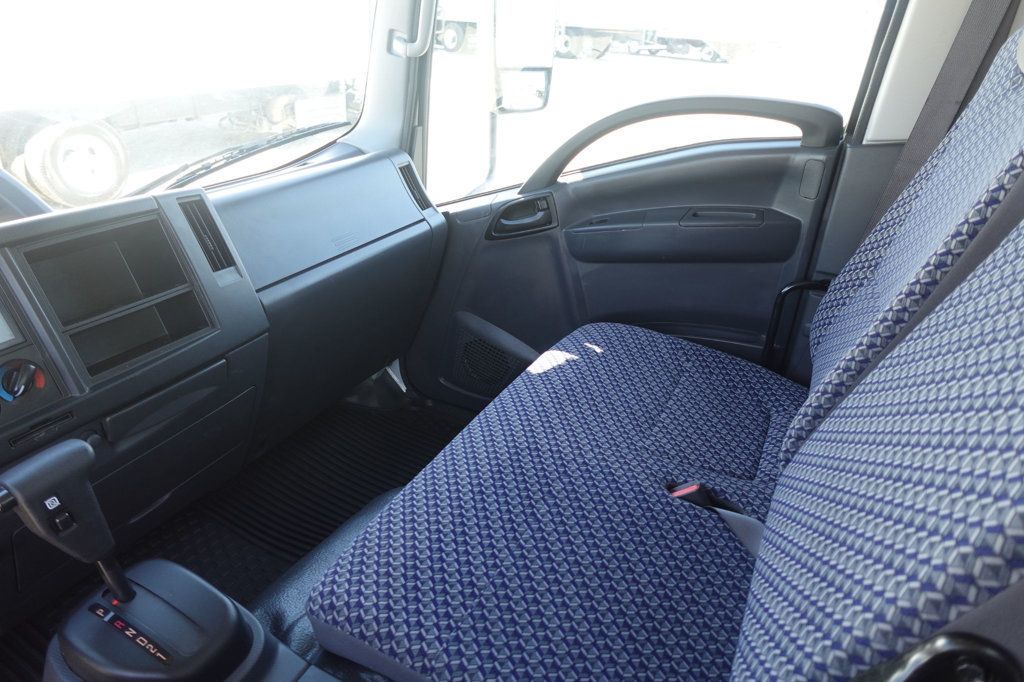 2024 Isuzu NPR HD (18ft Box w/ Lift Gate) - 22926134 - 41