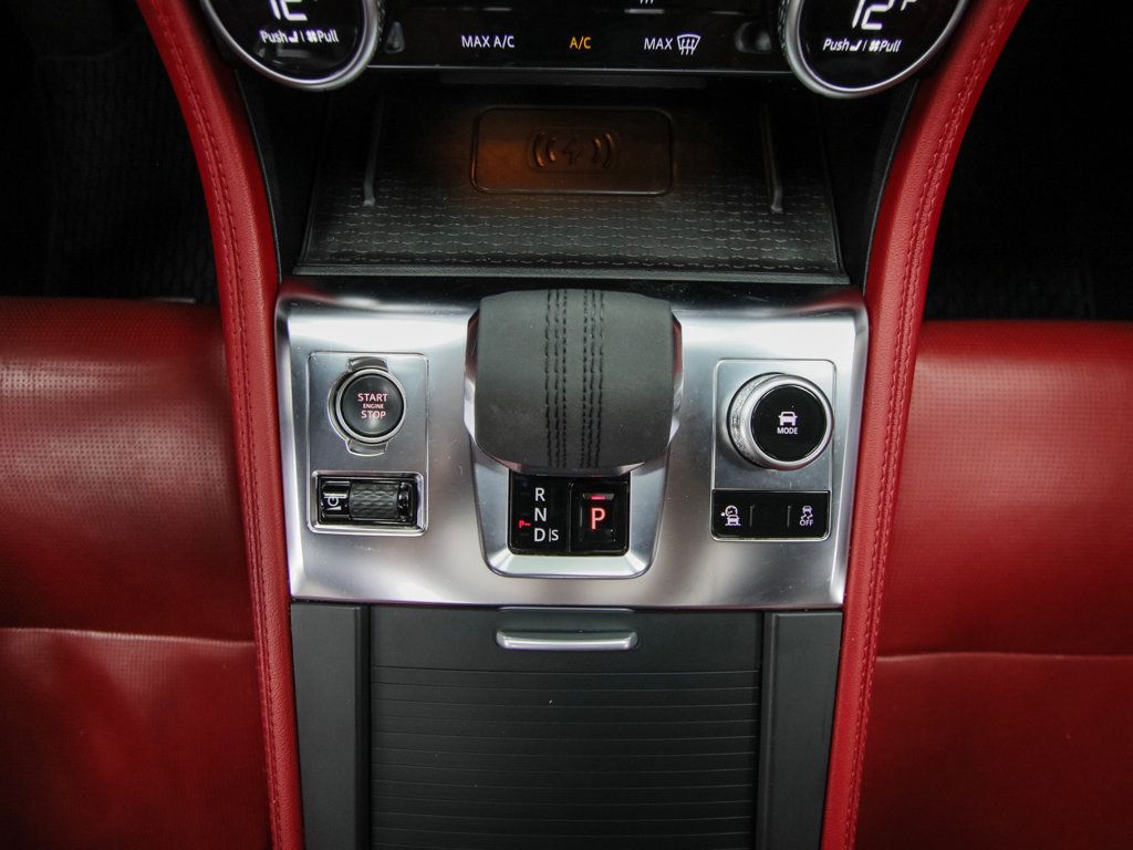 Jaguar F-PACE photo 20