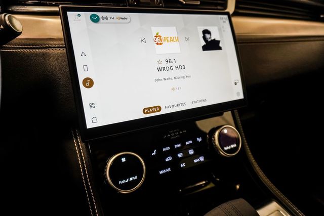 2024 Jaguar F-PACE P250 R-Dynamic S - 22996996 - 25