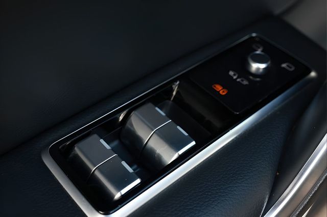 2024 Jaguar F-PACE P250 R-Dynamic S - 22980226 - 20