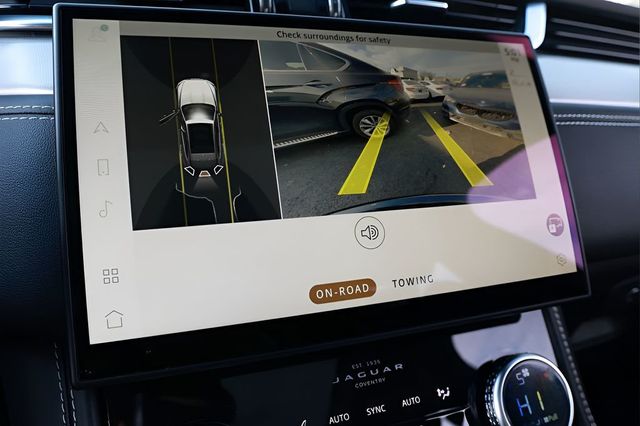 2024 Jaguar F-PACE P250 R-Dynamic S - 22980226 - 38