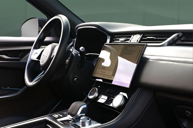2024 Jaguar F-PACE P250 R-Dynamic S - 22980226 - 44