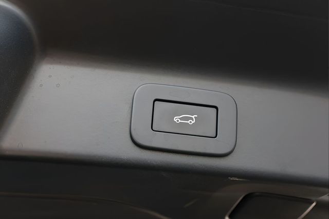 2024 Jaguar F-PACE P250 R-Dynamic S - 22980226 - 48