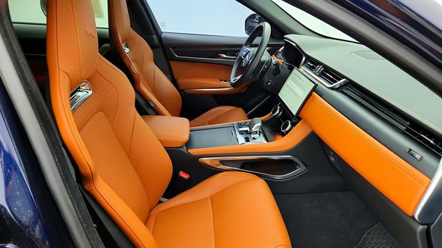 2024 Jaguar F-PACE R-Dynamic S P400 AWD w/ Comfort Seats, 20'' Wheels & Tow Hitch - 23047634 - 23