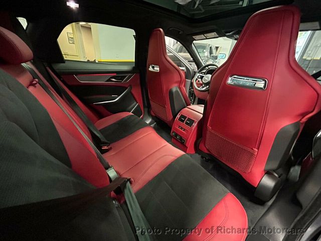 2024 Jaguar F-PACE SVR AWD - 22922047 - 32