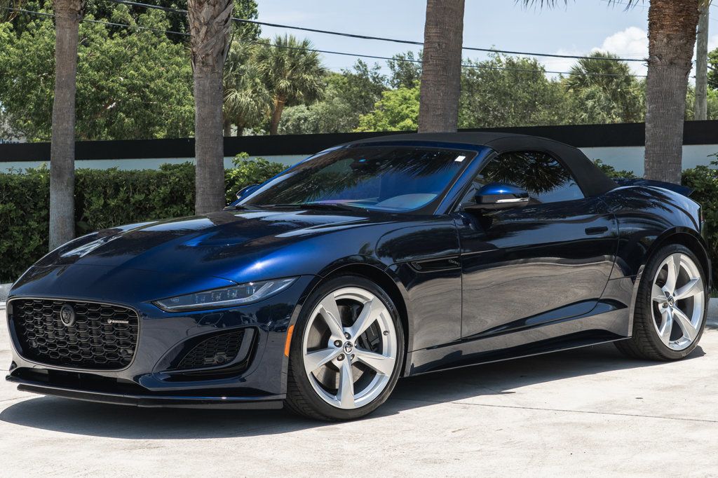 2024 Jaguar F-TYPE P450 R-Dynamic photo 2