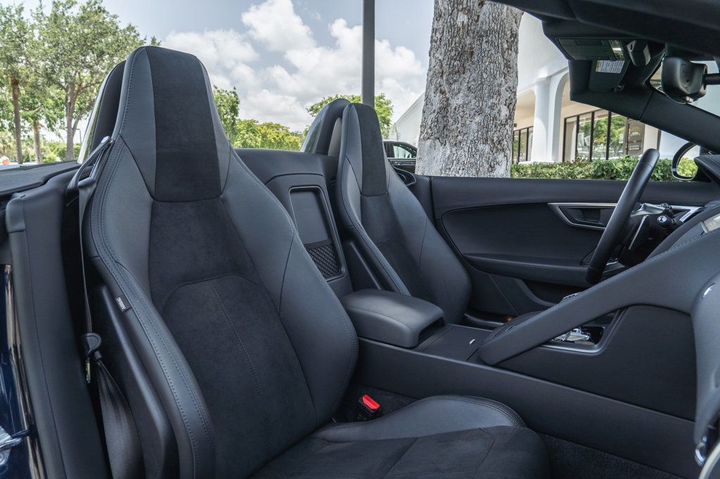 2024 Jaguar F-TYPE P450 R-Dynamic photo 20