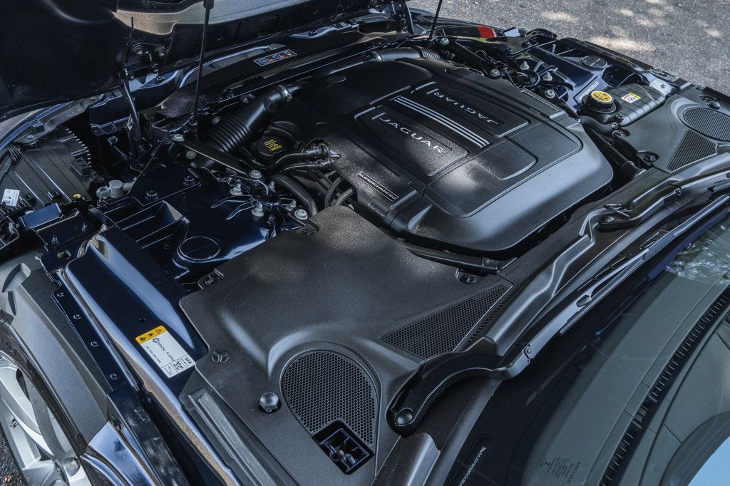 2024 Jaguar F-TYPE P450 R-Dynamic photo 22