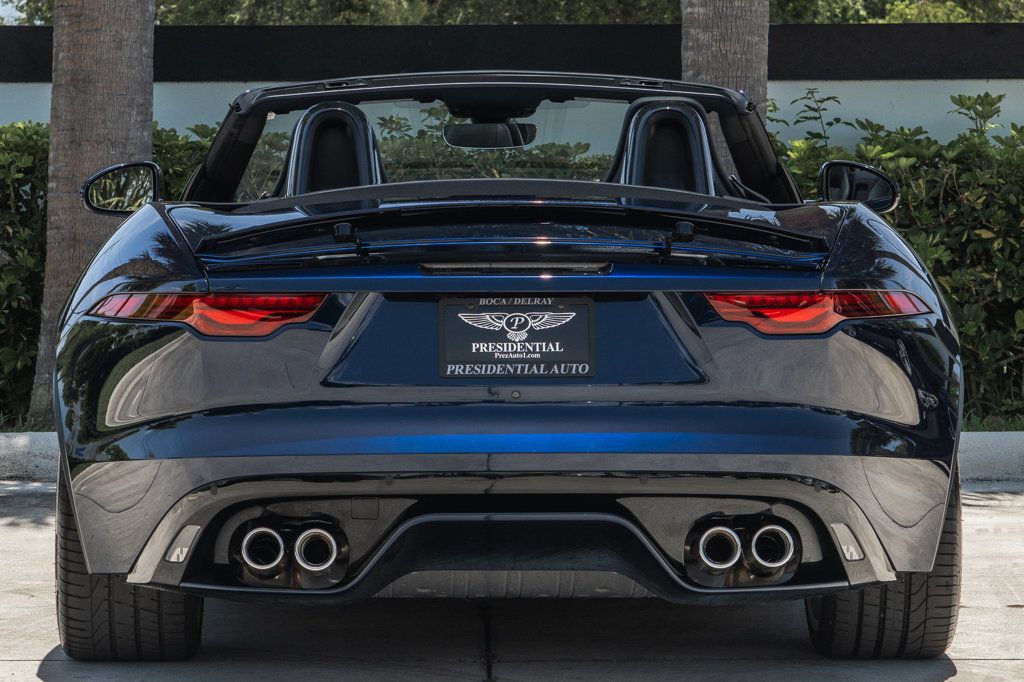2024 Jaguar F-TYPE P450 R-Dynamic photo 7