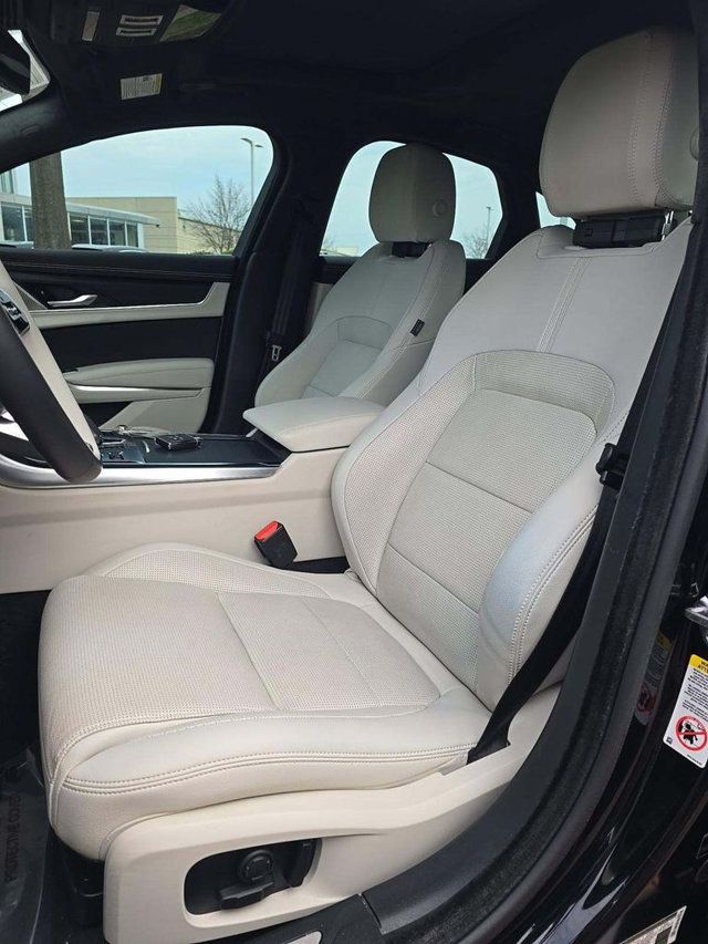 2024 Jaguar XF R-Dynamic SE - 22994134 - 2