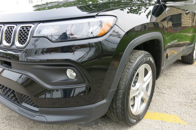2024 Jeep Compass Latitude 4x4 - 23027175 - 42