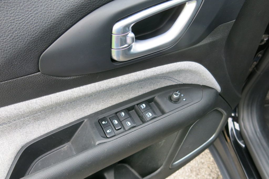 2024 Jeep Compass Latitude 4x4 - 23027175 - 66
