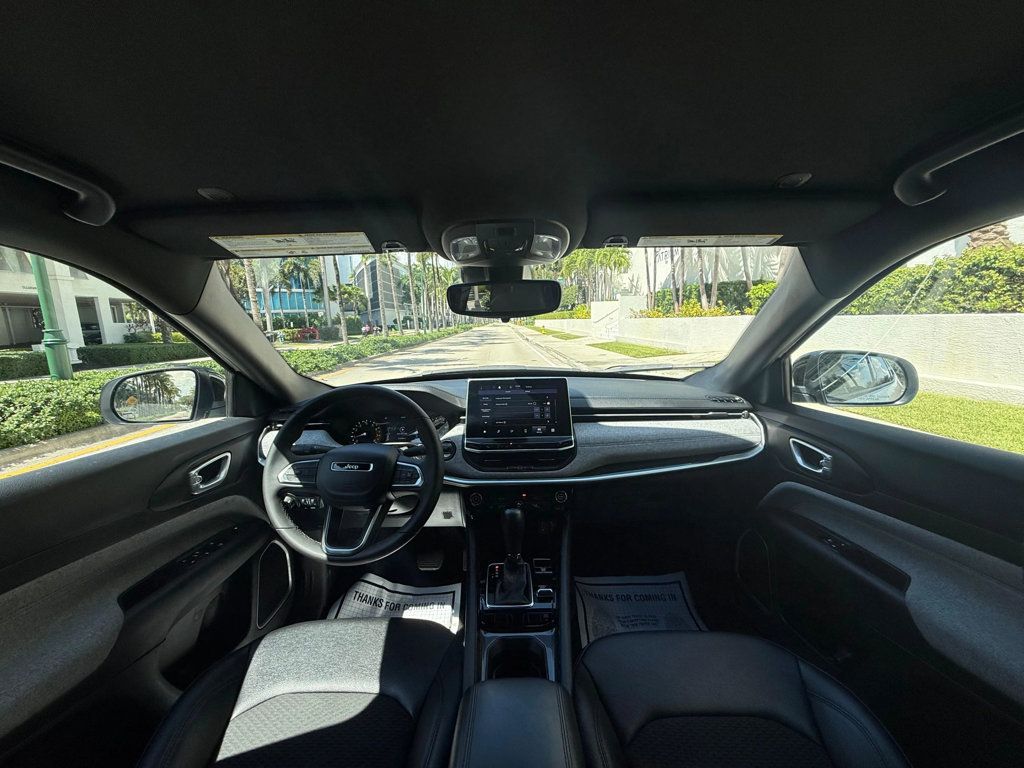 2024 Jeep Compass Latitude 4x4 - 22917544 - 9