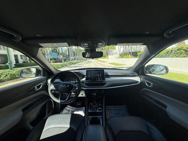 2024 Jeep Compass Latitude 4x4 - 22917544 - 9