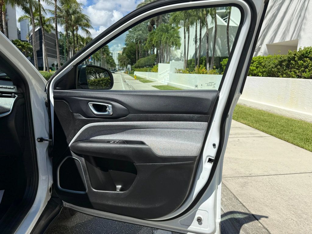 2024 Jeep Compass Latitude 4x4 - 22917544 - 17