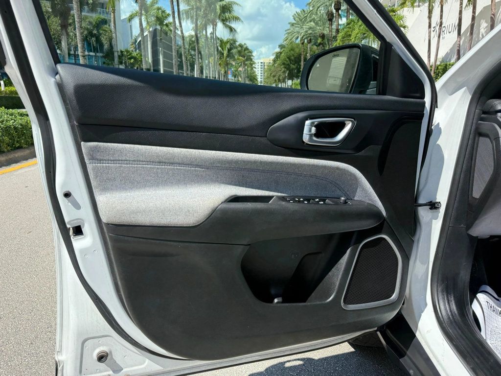 2024 Jeep Compass Latitude 4x4 - 22917544 - 30