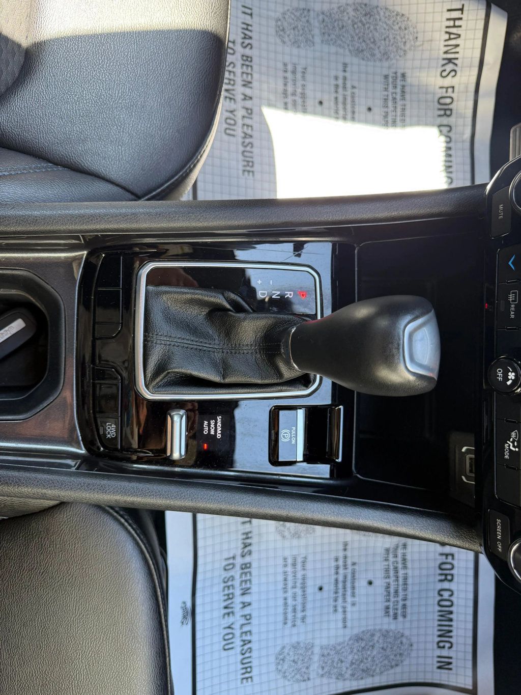 2024 Jeep Compass Latitude 4x4 - 22917544 - 32