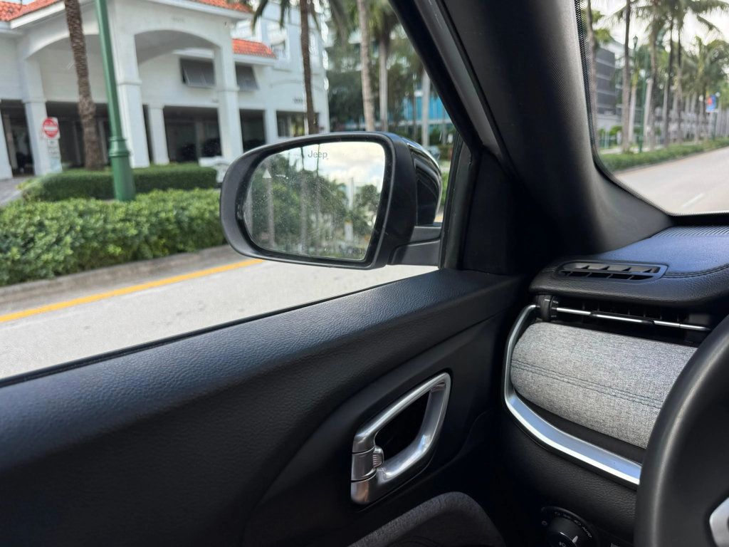 2024 Jeep Compass Latitude 4x4 - 22926885 - 19