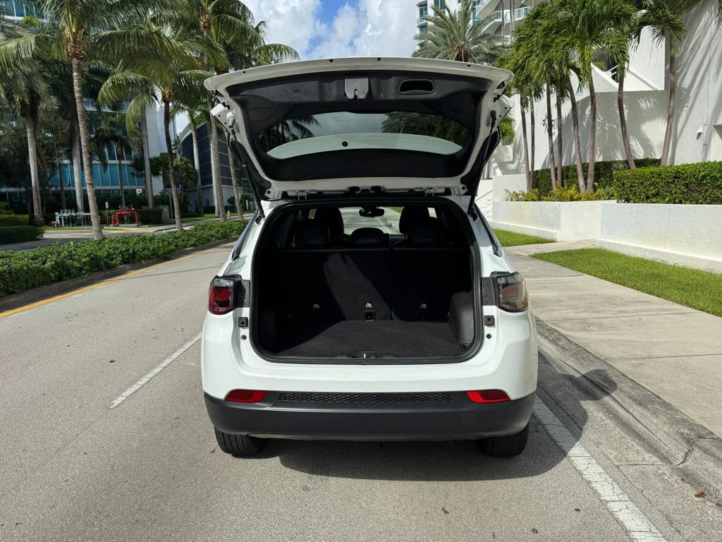 2024 Jeep Compass Latitude 4x4 - 22926885 - 21