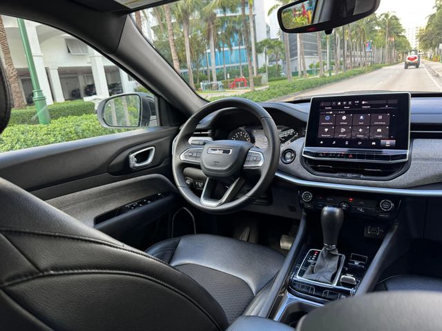 2024 Jeep Compass Latitude 4x4 - 22926885 - 29