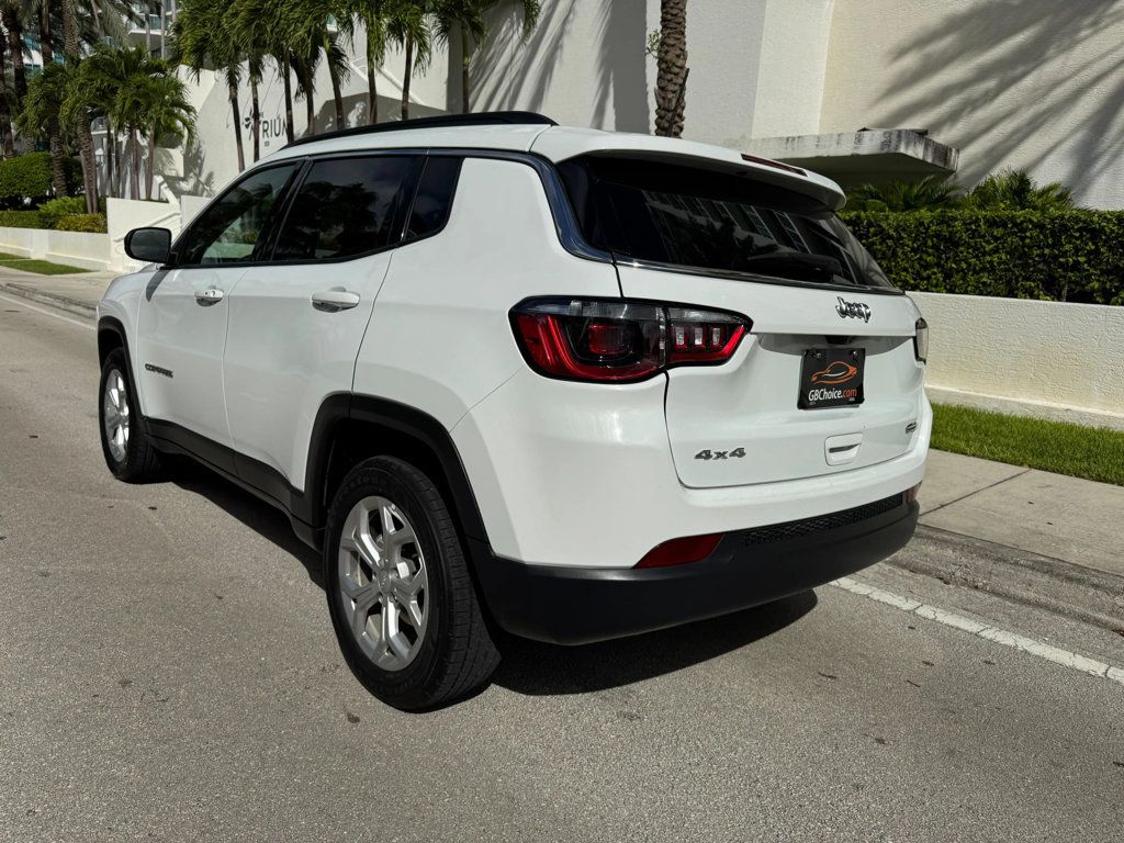 2024 Jeep Compass Latitude 4x4 - 22926885 - 4