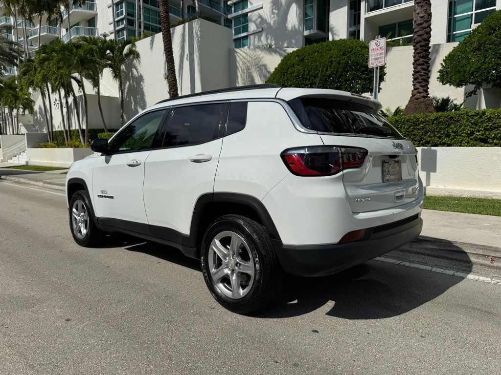 2024 Jeep Compass Latitude 4x4 - 22944650 - 10