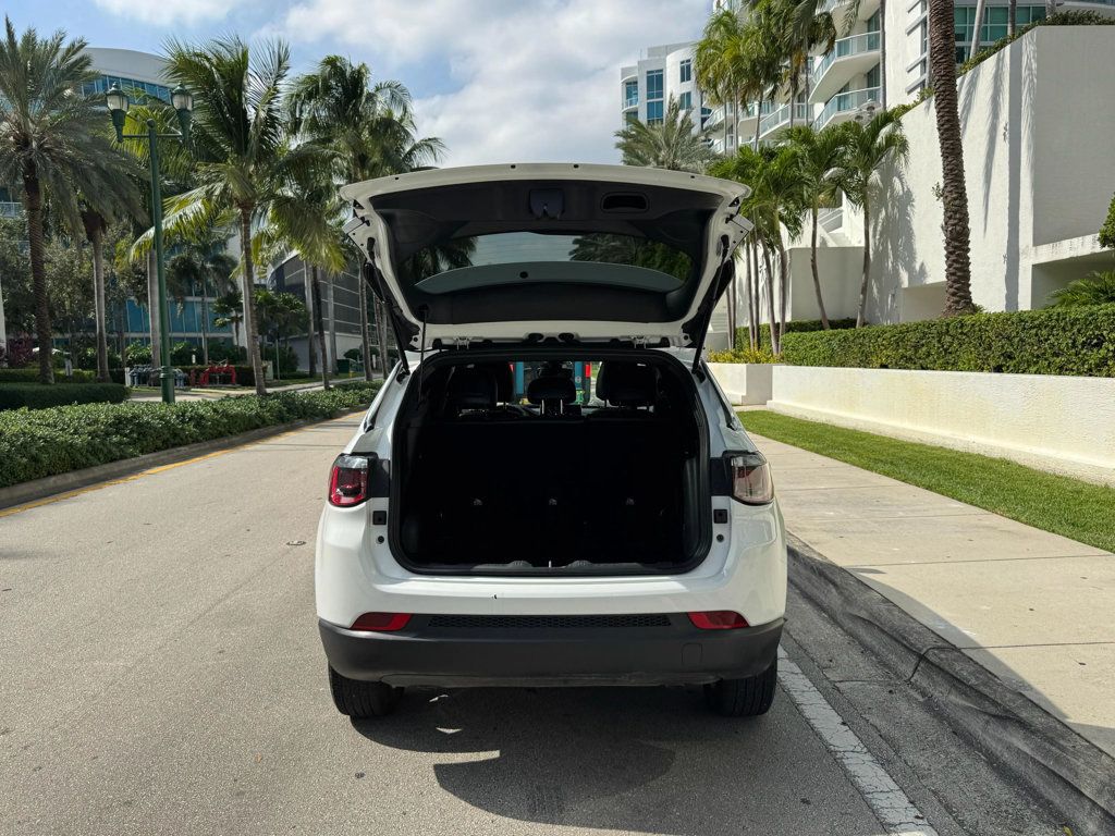 2024 Jeep Compass Latitude 4x4 - 22944650 - 13