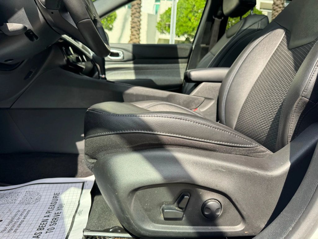 2024 Jeep Compass Latitude 4x4 - 22944650 - 21