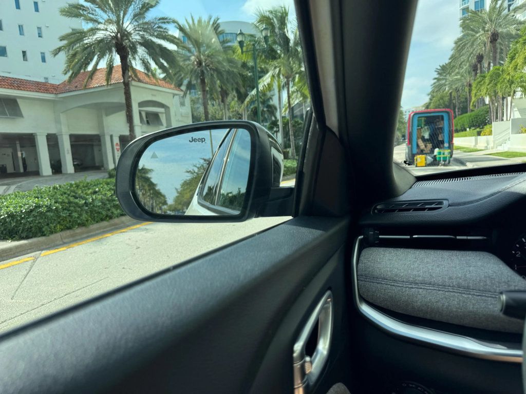 2024 Jeep Compass Latitude 4x4 - 22944650 - 30