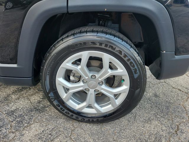 2024 Jeep Compass Latitude 4x4 - 23037091 - 22