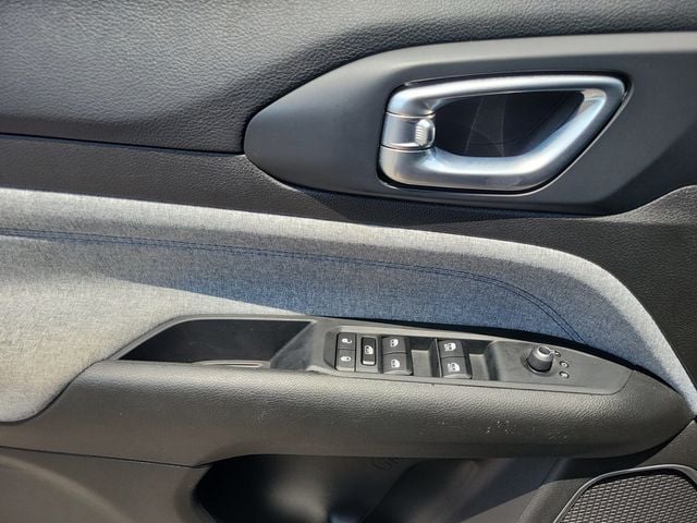 2024 Jeep Compass Latitude 4x4 - 23037091 - 4