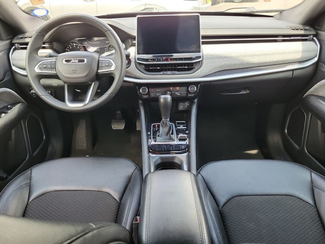 2024 Jeep Compass Latitude 4x4 - 23043684 - 9