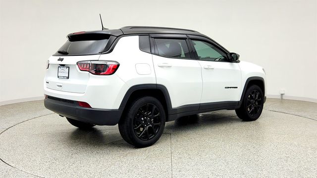 2024 Jeep Compass Latitude 4x4 Altitude Special Edition w/ 18'' Black Wheels - 23040964 - 4