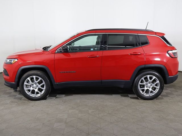 2024 Jeep Compass Latitude Lux - 23036979 - 16