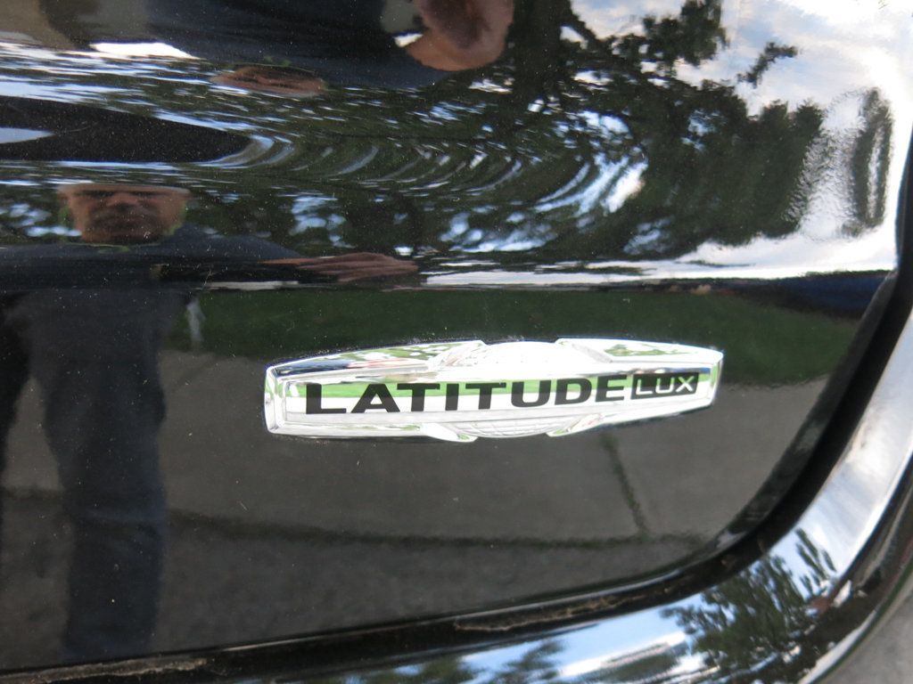 2024 Jeep Compass Latitude Lux 4x4 - 23086317 - 9