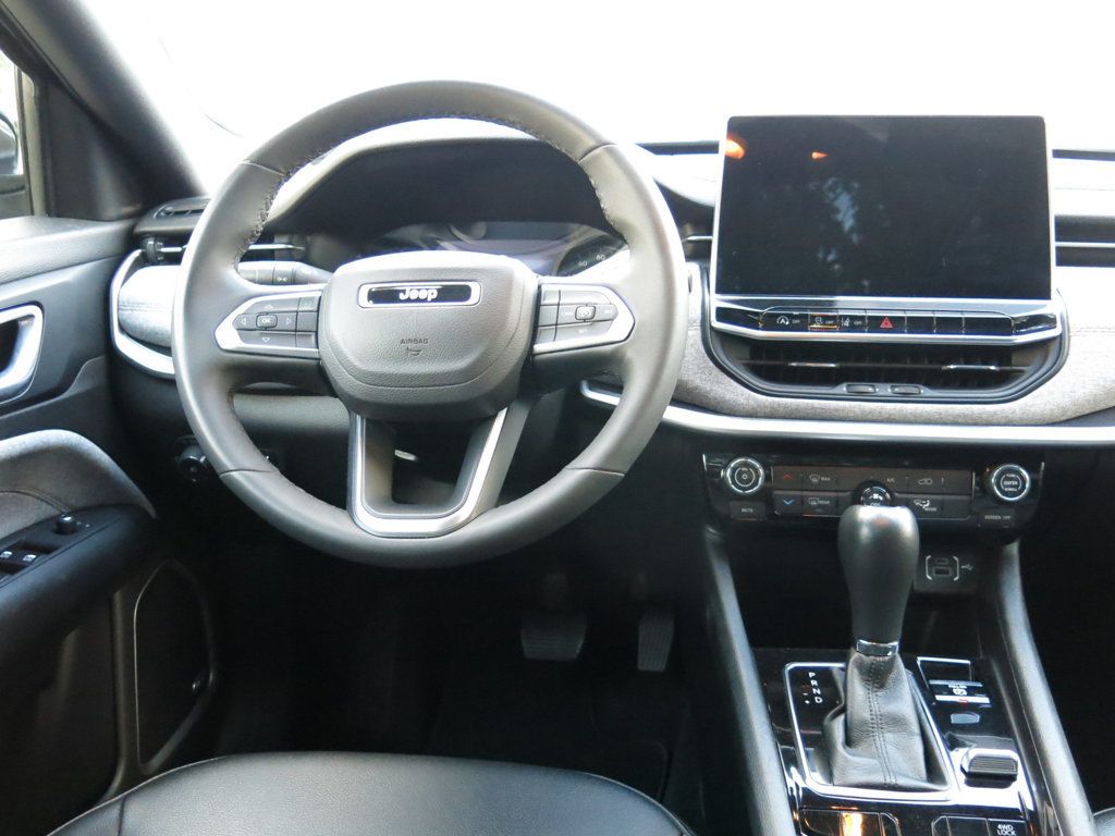 2024 Jeep Compass Latitude Lux 4x4 - 23086317 - 19