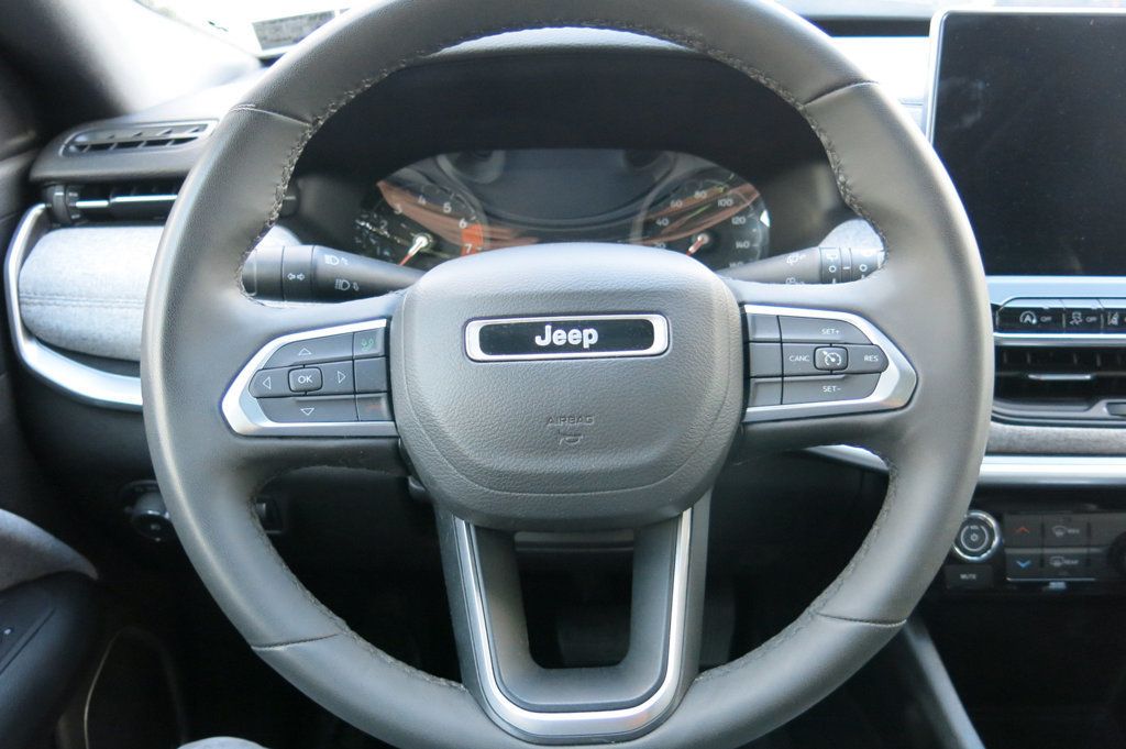 2024 Jeep Compass Latitude Lux 4x4 - 23086317 - 24