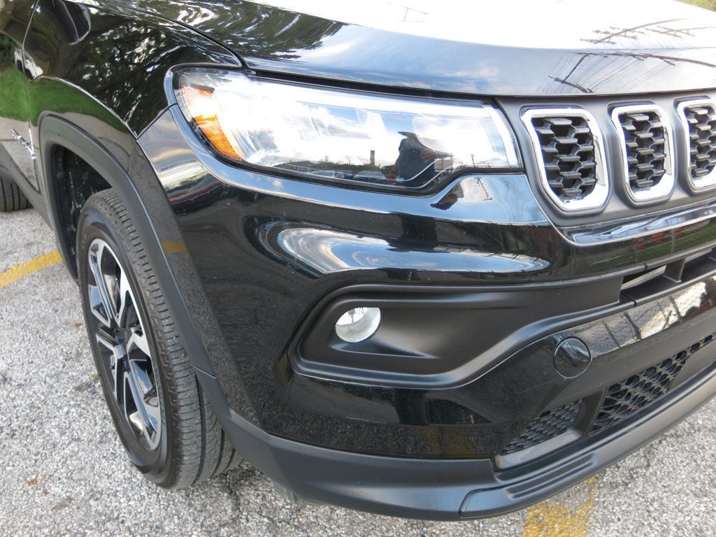 2024 Jeep Compass Latitude Lux 4x4 - 23086317 - 39
