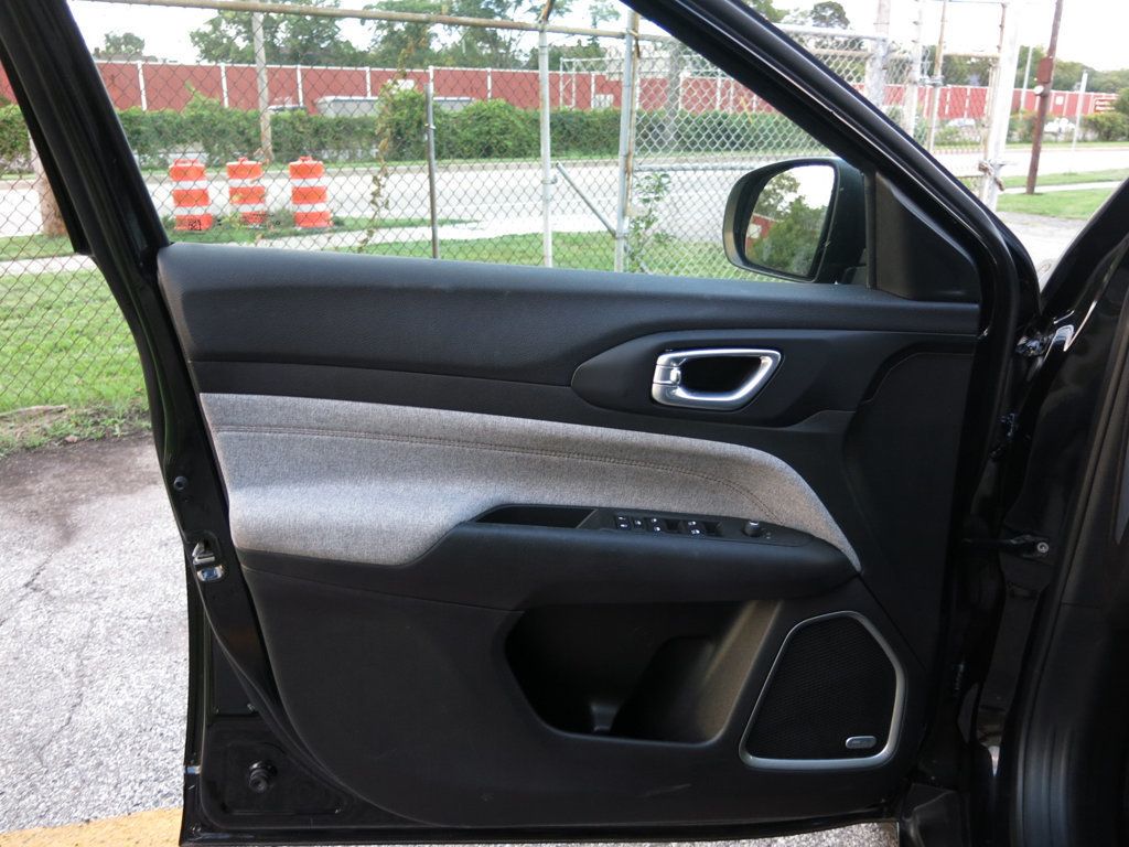 2024 Jeep Compass Latitude Lux 4x4 - 23086317 - 48