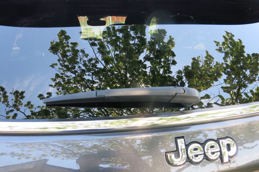 2024 Jeep Compass Limited 4x4 - 23022420 - 90