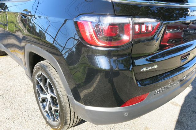 2024 Jeep Compass Limited 4x4 - 23037672 - 39