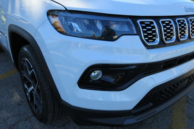 2024 Jeep Compass Limited 4x4 - 23092035 - 37