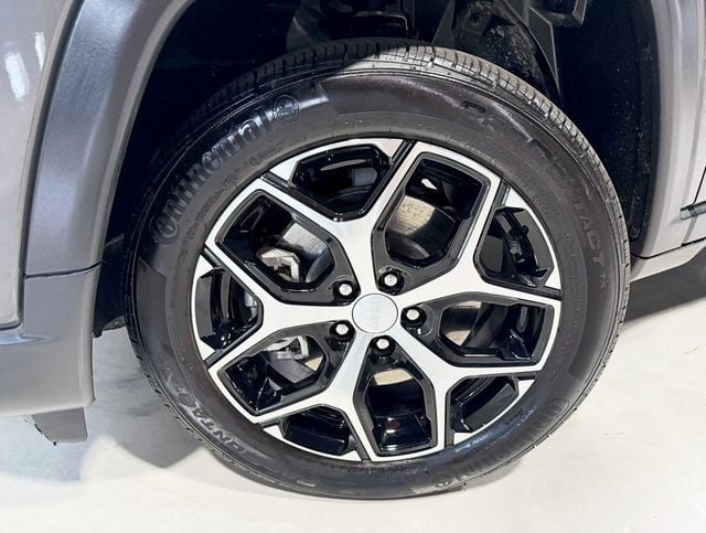 2024 Jeep Compass Limited photo 2