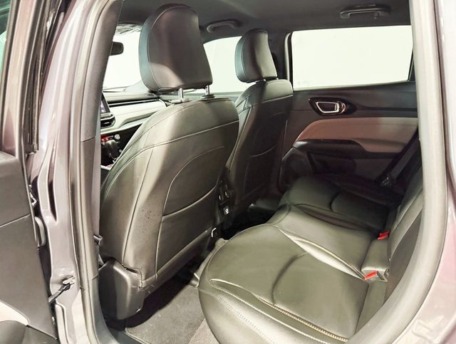 2024 Jeep Compass Limited photo 28