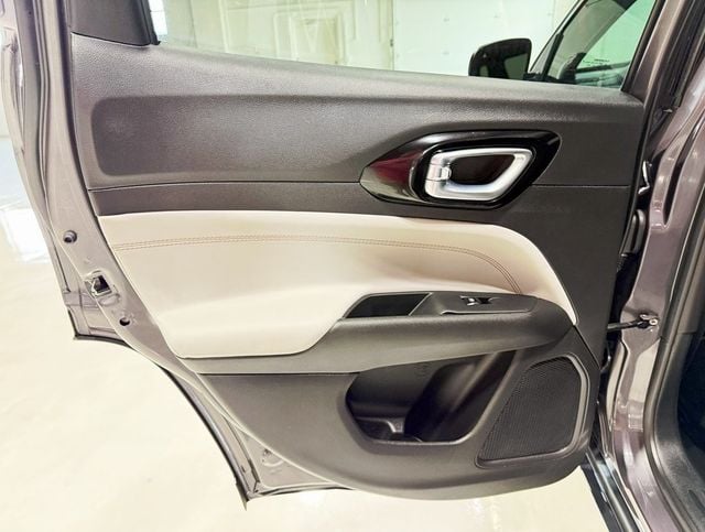 2024 Jeep Compass Limited photo 29