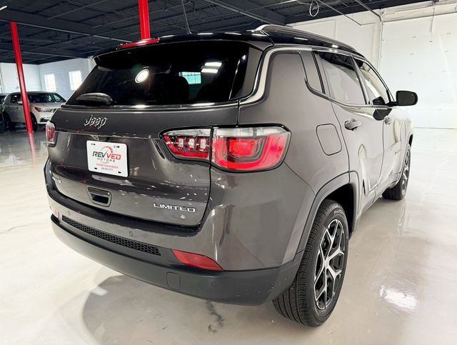 2024 Jeep Compass Limited photo 7