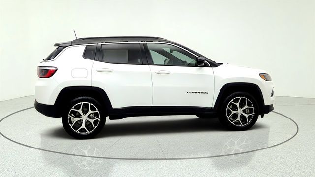 2024 Jeep Compass Limited 4x4 - 23056024 - 3