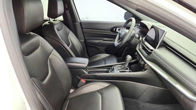 2024 Jeep Compass Limited 4x4 w/ High Altitude Pkg, Pano Sunroof & Alpine Audio - 23088821 - 21